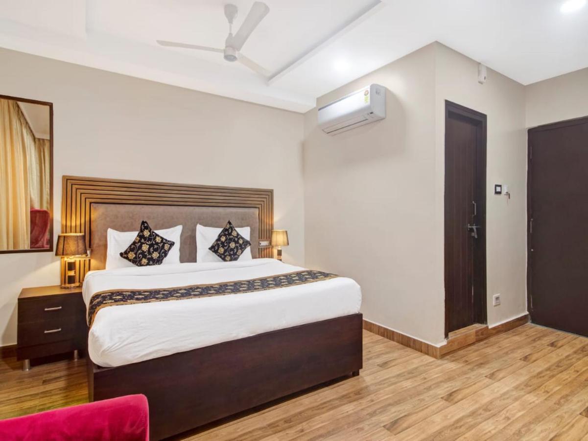 The Superb Hotel Pvt Ltd ハイデラバード エクステリア 写真